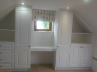 White fitted bedroom wardrobes